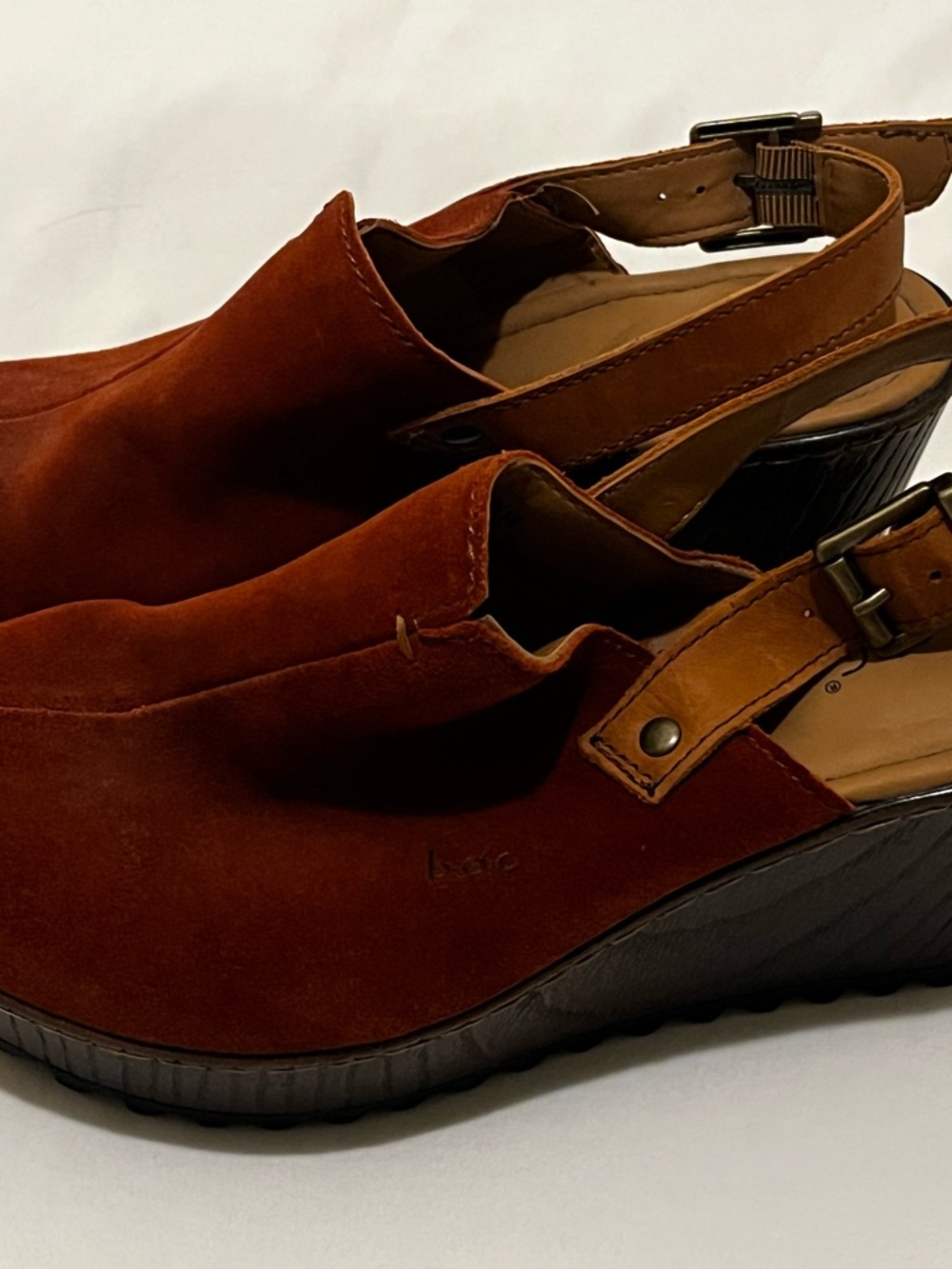 b.o.c. Rust Brown Suede Slingback Wedge Mules
